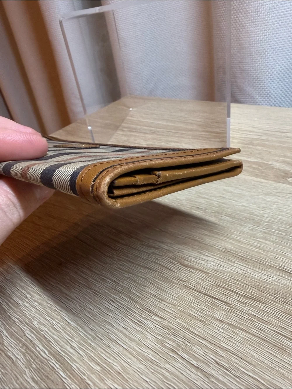 daks England Plaid Pattern checkbook Wallet with Tan Trim